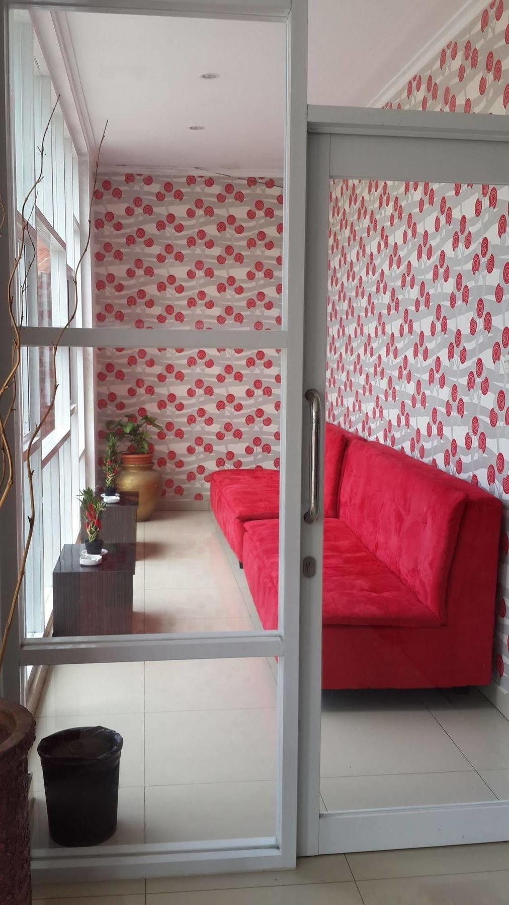 Reddoorz Plus @ Paal 2 มานาโด ภายนอก รูปภาพ